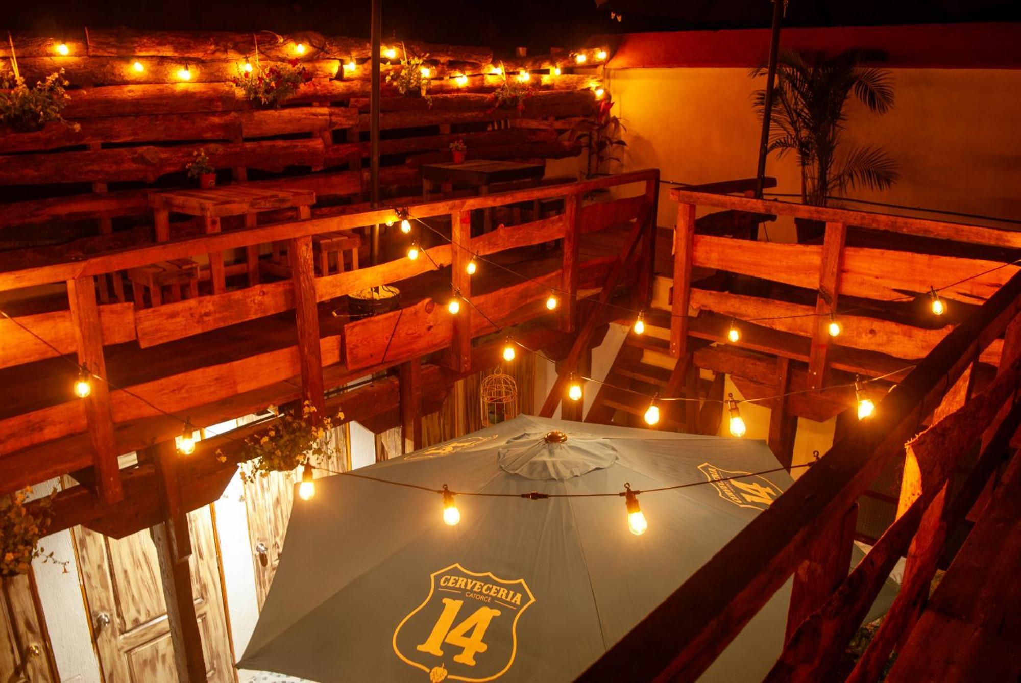 Kamazoztz Hostel And Travel Antigua Dış mekan fotoğraf