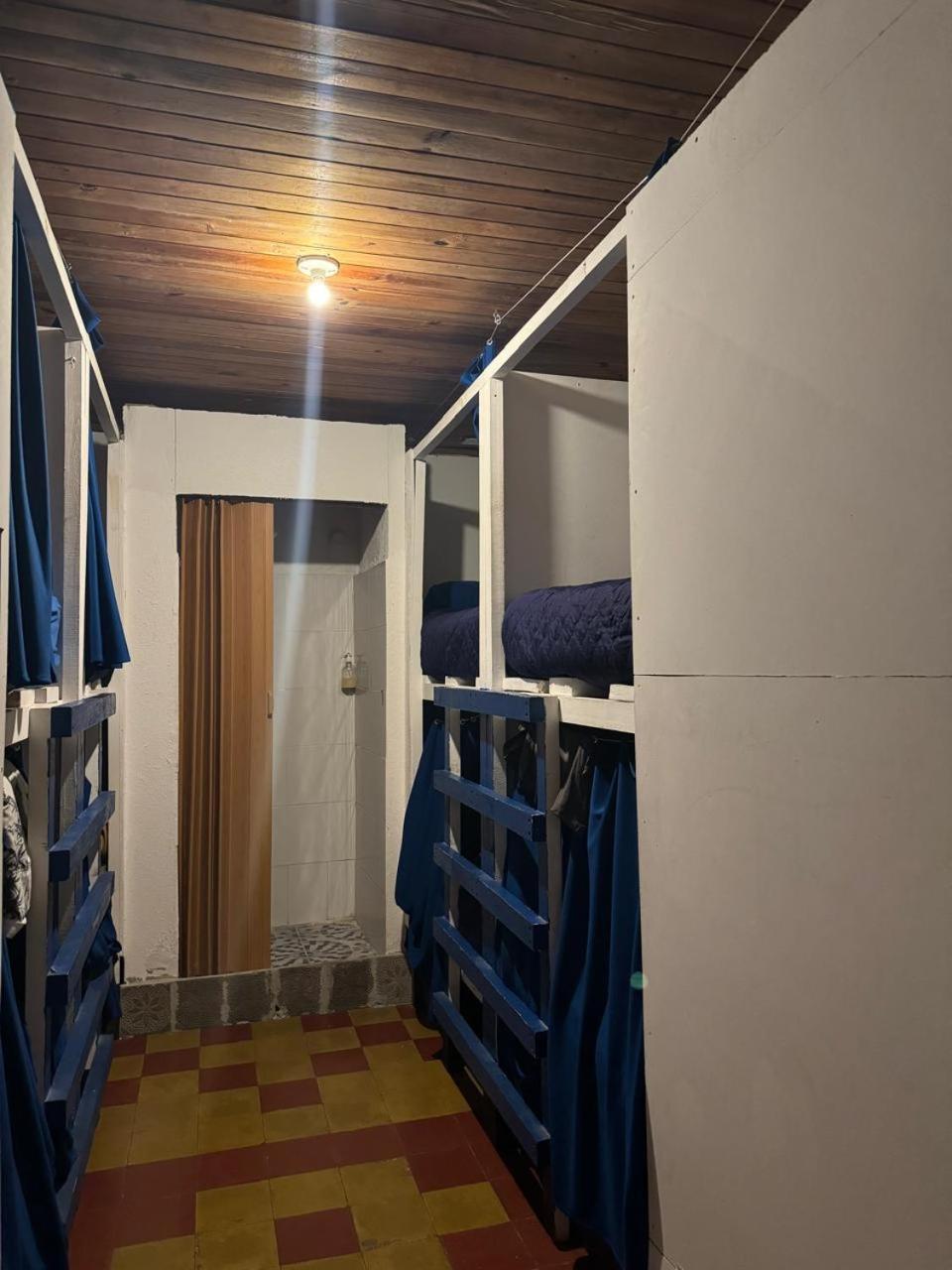 Kamazoztz Hostel And Travel Antigua Dış mekan fotoğraf