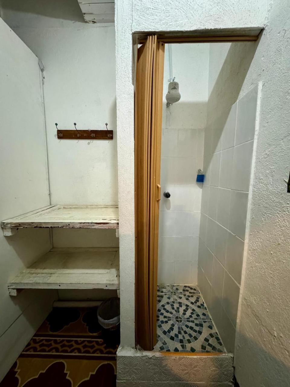 Kamazoztz Hostel And Travel Antigua Dış mekan fotoğraf