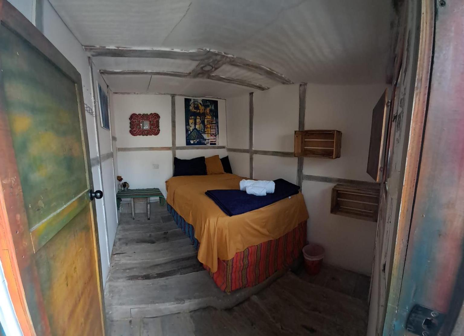 Kamazoztz Hostel And Travel Antigua Dış mekan fotoğraf